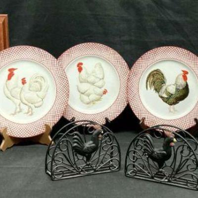 Ct310 decorative rooster themed plates and art