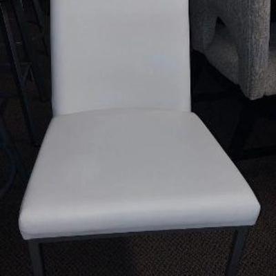 https://auctions4america.proxibid.com/Auctions-4-America/Dinette-by-Design/event-catalog/273254?srch=&srchloc=true#Top
