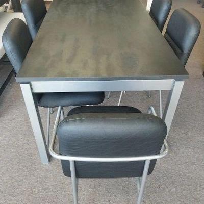 https://auctions4america.proxibid.com/Auctions-4-America/Dinette-by-Design/event-catalog/273254?srch=&srchloc=true#Top
