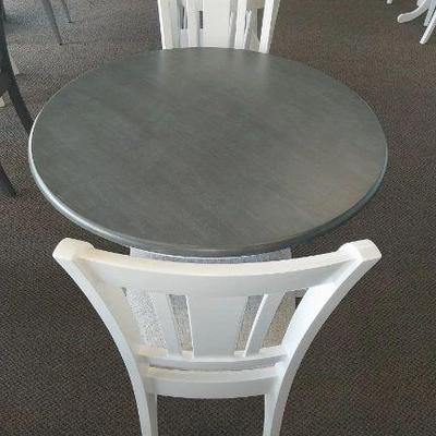 https://auctions4america.proxibid.com/Auctions-4-America/Dinette-by-Design/event-catalog/273254?srch=&srchloc=true#Top