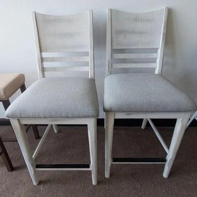 https://auctions4america.proxibid.com/Auctions-4-America/Dinette-by-Design/event-catalog/273254?srch=&srchloc=true#Top