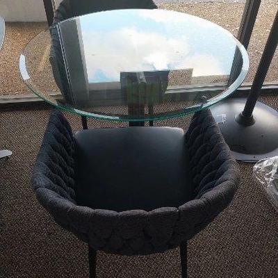 https://auctions4america.proxibid.com/Auctions-4-America/Dinette-by-Design/event-catalog/273254?srch=&srchloc=true#Top