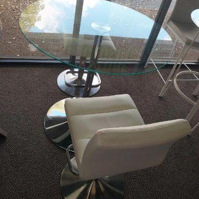 https://auctions4america.proxibid.com/Auctions-4-America/Dinette-by-Design/event-catalog/273254?srch=&srchloc=true#Top