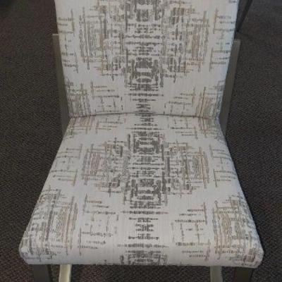 https://auctions4america.proxibid.com/Auctions-4-America/Dinette-by-Design/event-catalog/273254?srch=&srchloc=true#Top