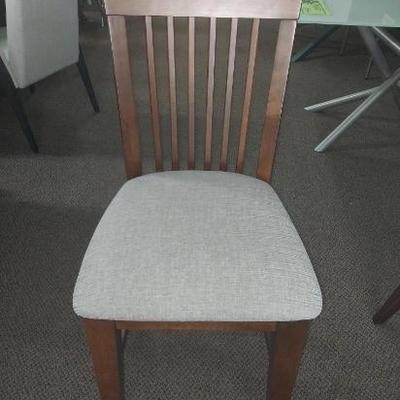 https://auctions4america.proxibid.com/Auctions-4-America/Dinette-by-Design/event-catalog/273254?srch=&srchloc=true#Top