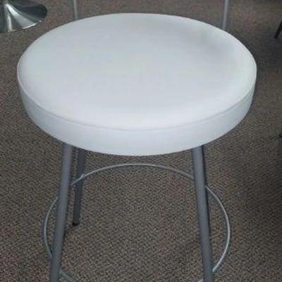 https://auctions4america.proxibid.com/Auctions-4-America/Dinette-by-Design/event-catalog/273254?srch=&srchloc=true#Top