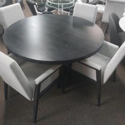 https://auctions4america.proxibid.com/Auctions-4-America/Dinette-by-Design/event-catalog/273254?srch=&srchloc=true#Top