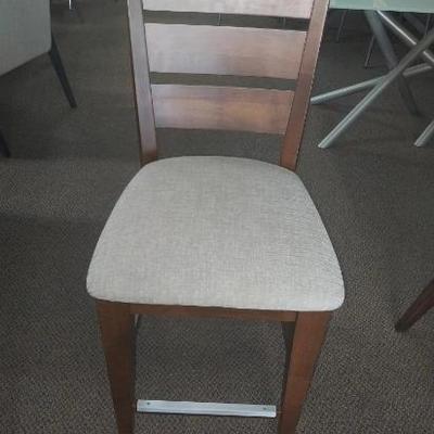 https://auctions4america.proxibid.com/Auctions-4-America/Dinette-by-Design/event-catalog/273254?srch=&srchloc=true#Top