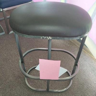 https://auctions4america.proxibid.com/Auctions-4-America/Dinette-by-Design/event-catalog/273254?srch=&srchloc=true#Top