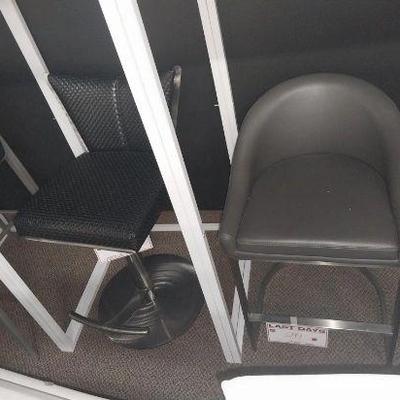 https://auctions4america.proxibid.com/Auctions-4-America/Dinette-by-Design/event-catalog/273254?srch=&srchloc=true#Top