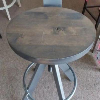 https://auctions4america.proxibid.com/Auctions-4-America/Dinette-by-Design/event-catalog/273254?srch=&srchloc=true#Top