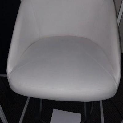 https://auctions4america.proxibid.com/Auctions-4-America/Dinette-by-Design/event-catalog/273254?srch=&srchloc=true#Top