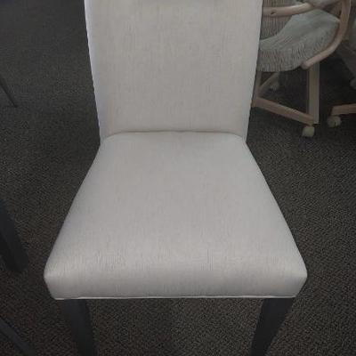 https://auctions4america.proxibid.com/Auctions-4-America/Dinette-by-Design/event-catalog/273254?srch=&srchloc=true#Top