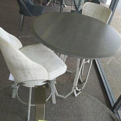 https://auctions4america.proxibid.com/Auctions-4-America/Dinette-by-Design/event-catalog/273254?srch=&srchloc=true#Top