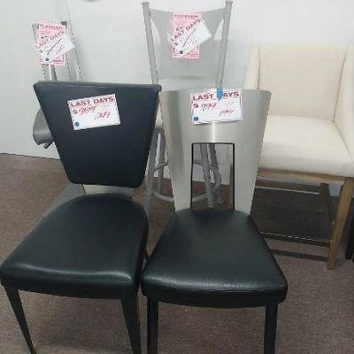 https://auctions4america.proxibid.com/Auctions-4-America/Dinette-by-Design/event-catalog/273254?srch=&srchloc=true#Top