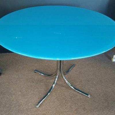 https://auctions4america.proxibid.com/Auctions-4-America/Dinette-by-Design/event-catalog/273254?srch=&srchloc=true#Top