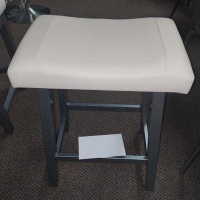 https://auctions4america.proxibid.com/Auctions-4-America/Dinette-by-Design/event-catalog/273254?srch=&srchloc=true#Top