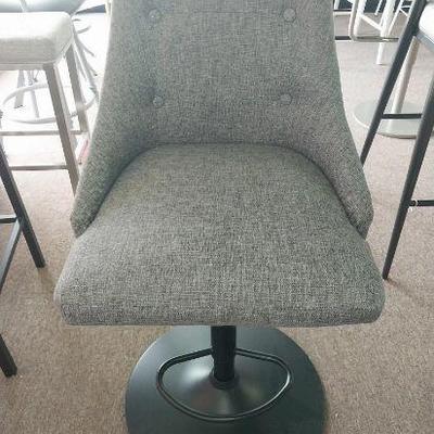 https://auctions4america.proxibid.com/Auctions-4-America/Dinette-by-Design/event-catalog/273254?srch=&srchloc=true#Top