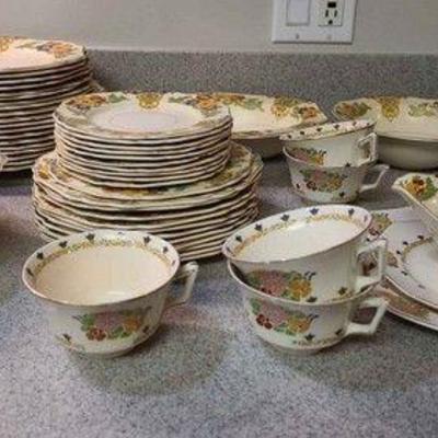 John Maddock And Sons China Set