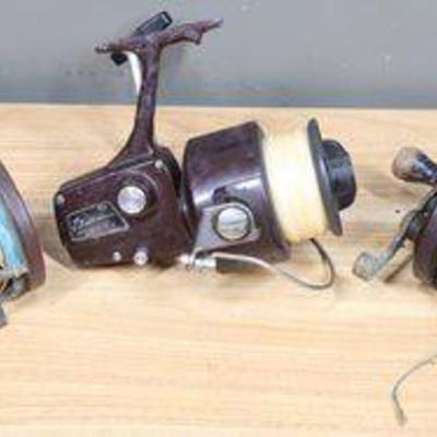 Lot Of (3) Antique Fishing Reels- Ted Williams 920 Fishing Reel