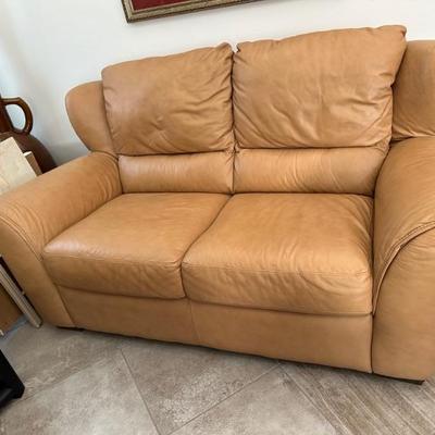 Natuzzi