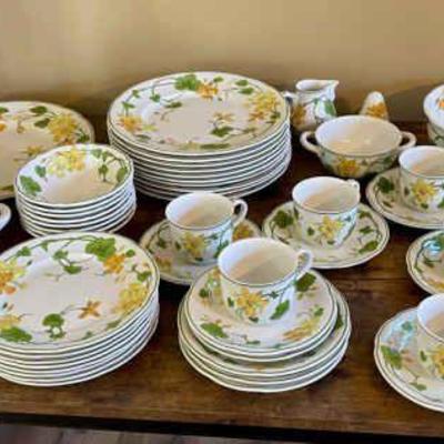 Lot 008-DR: Villeroy & Bosch Geranium China