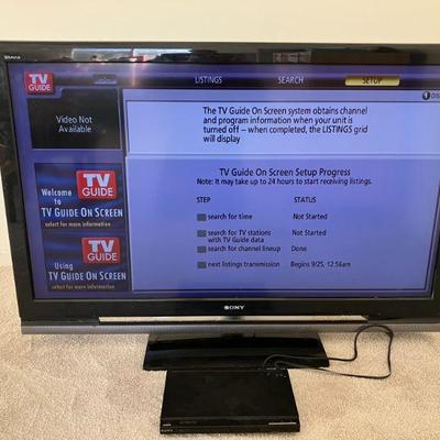 Lot 038-BON: Sony 52” LCD TV and DVD Player