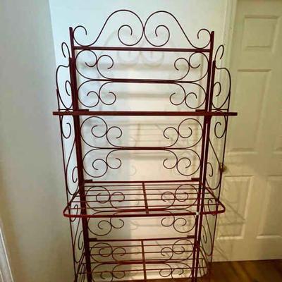 Lot 045-LAU: Red Baker’s Rack