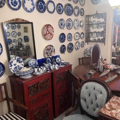 CHINESE CABINETS
IMPORTED IN THE 60'S