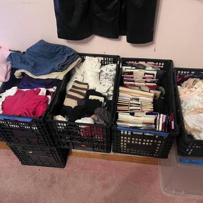 LINGERIE-SHORTS-T-SHIRTS