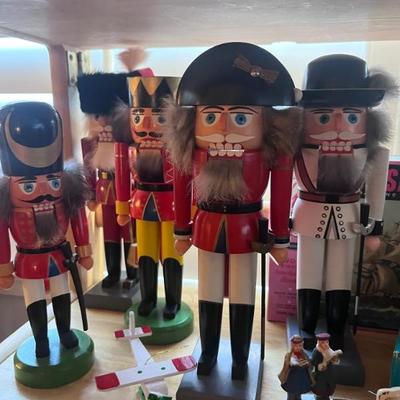 NUTCRACKERS