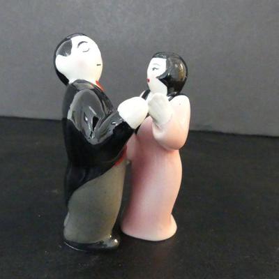 Vintage Elegantly Dressed Couple Salt & Pepper Shakers