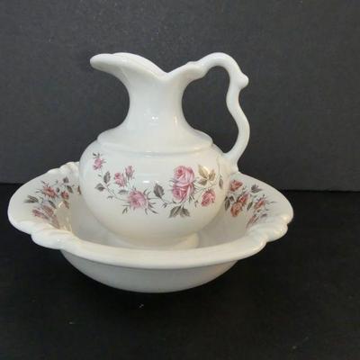Vintage 1950s Haeger Pottery Ewer & Basin - Rose Pattern