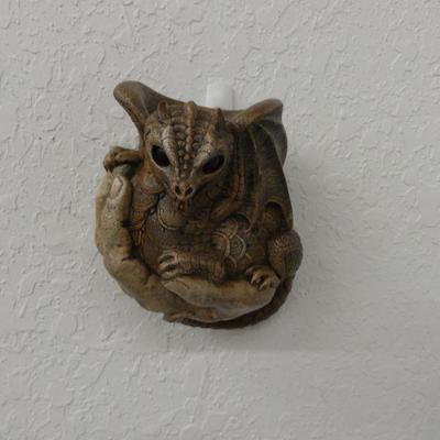 Vintage 2001 Windstone Editions Melody Peña Hand-Held Dragon Sconce