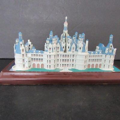 Vintage Lenox Great Castles of the World Collection "Chambord" - 10" x 5½" x 7"
