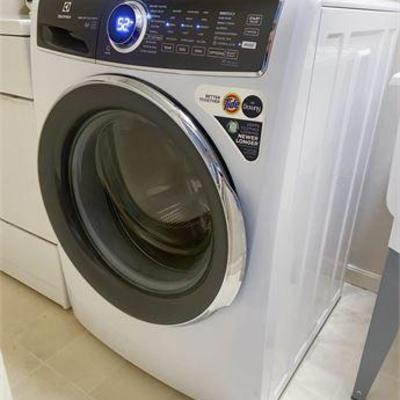 Electrolux Front-Load Washer .jpg