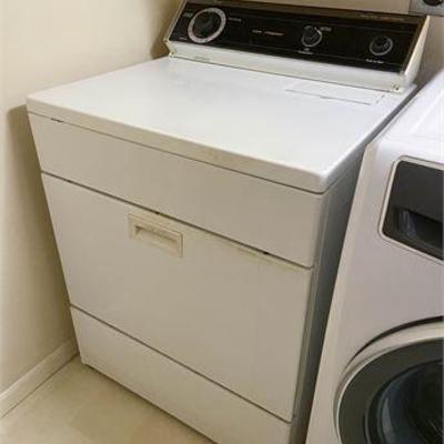 Whirlpool Front-Load Gas Dryer .jpg