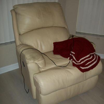 Cream/Butter Colored Electric Recline.
