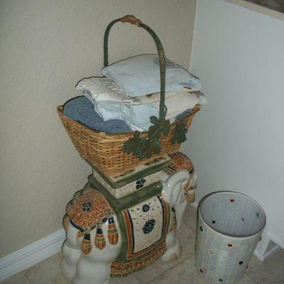 Elephant outdoor garden seat ; Basket