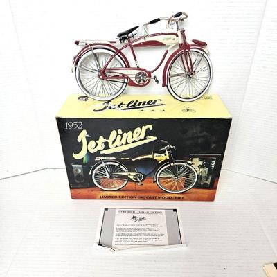 Model Die Cast Bike 1952 Jetliner LE w/ COA and Original Box