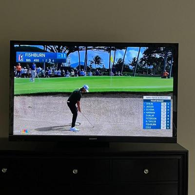55 inch Sony Bravia with wall arm-  KDL-55HX800 