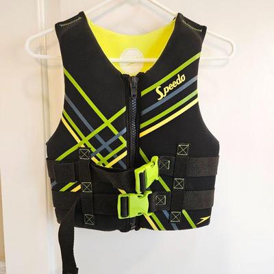  New Youth Size Speedo Life Jacket