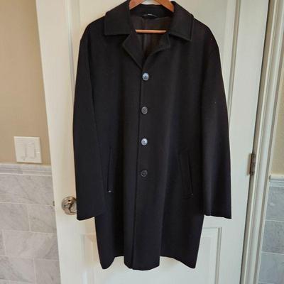 Men's Black 100% Wool Coat Made in Italy by Loro Piana & Co. w/ Inner Cell Phone Pocket