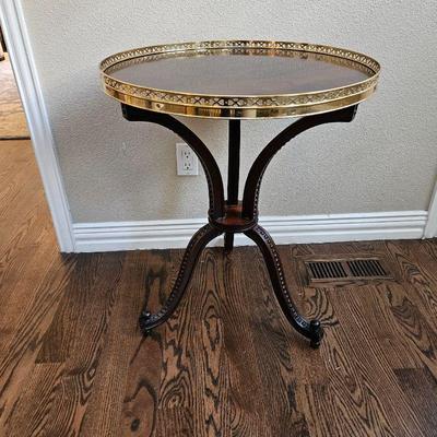 Round Tripod Pedestal Occasional Table by Hickory Chair Co. w/ Brass Filigree Edge & Burl Wood Top