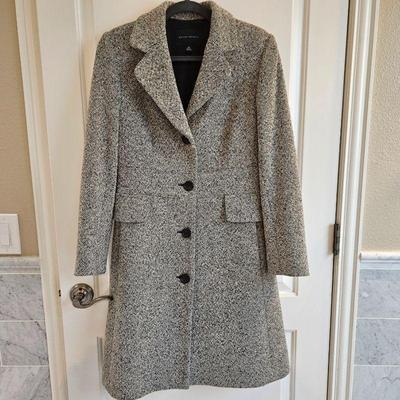 Women's Banana Republic Lined Long Coat Size M - In Black & Gray Tweed