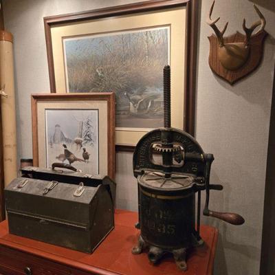 Estate sale photo