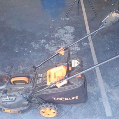 Battery Powered Lawnmower