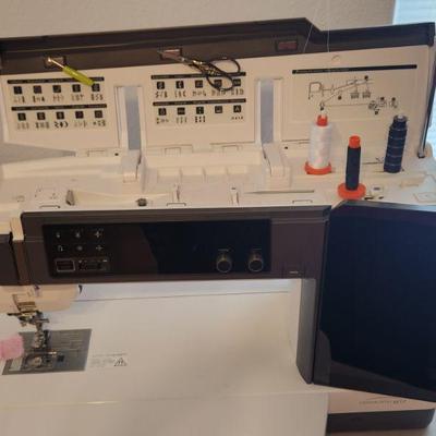 Janome Continental M17 Sewing & Embroidery Machine w. Accessories