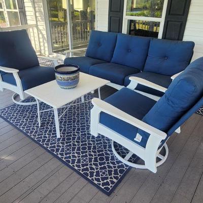Windward Design Group "Design Grays" Very High End Matching Long Lasting Patio Furniture Set 4 Piece