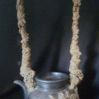 WWT052 - Asian Handcrafted Teapot